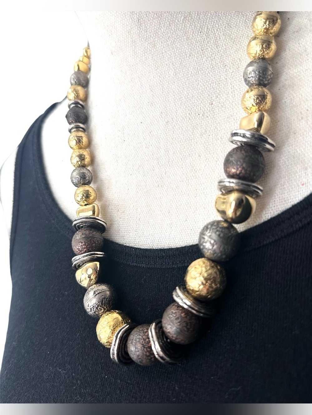 💛 Vintage Liz Claiborne Mixed Metal Chunky Beaded Necklace